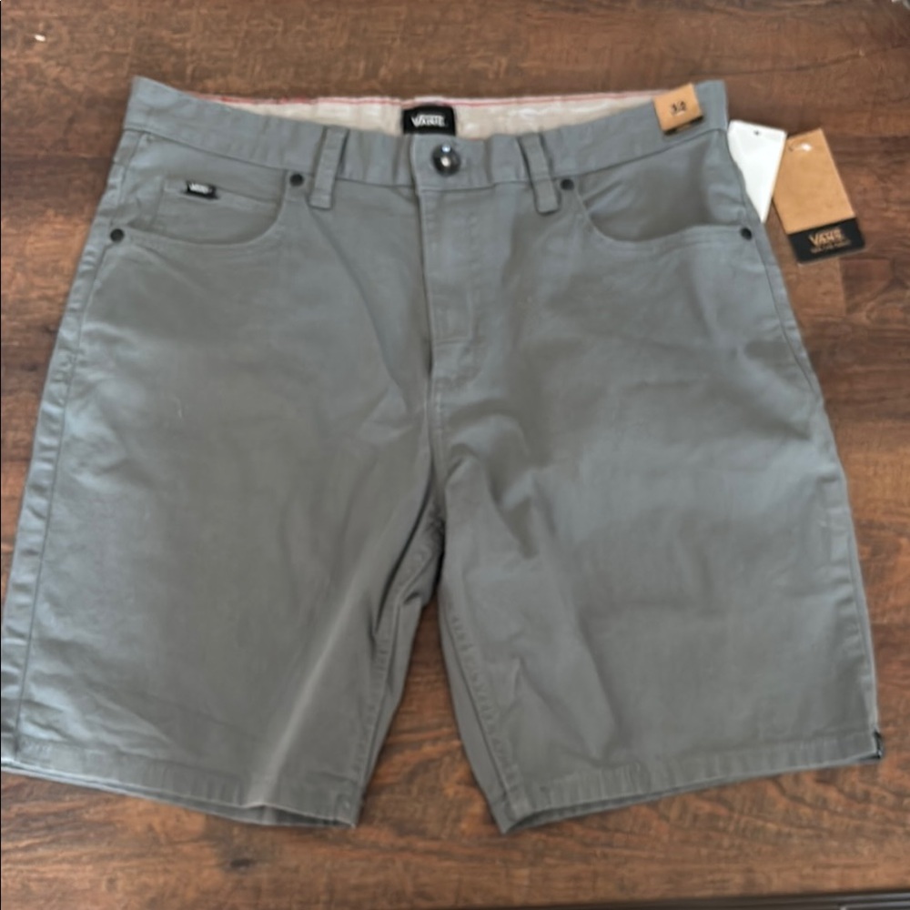 Vans Men's Charcoal Flat Front Shorts
